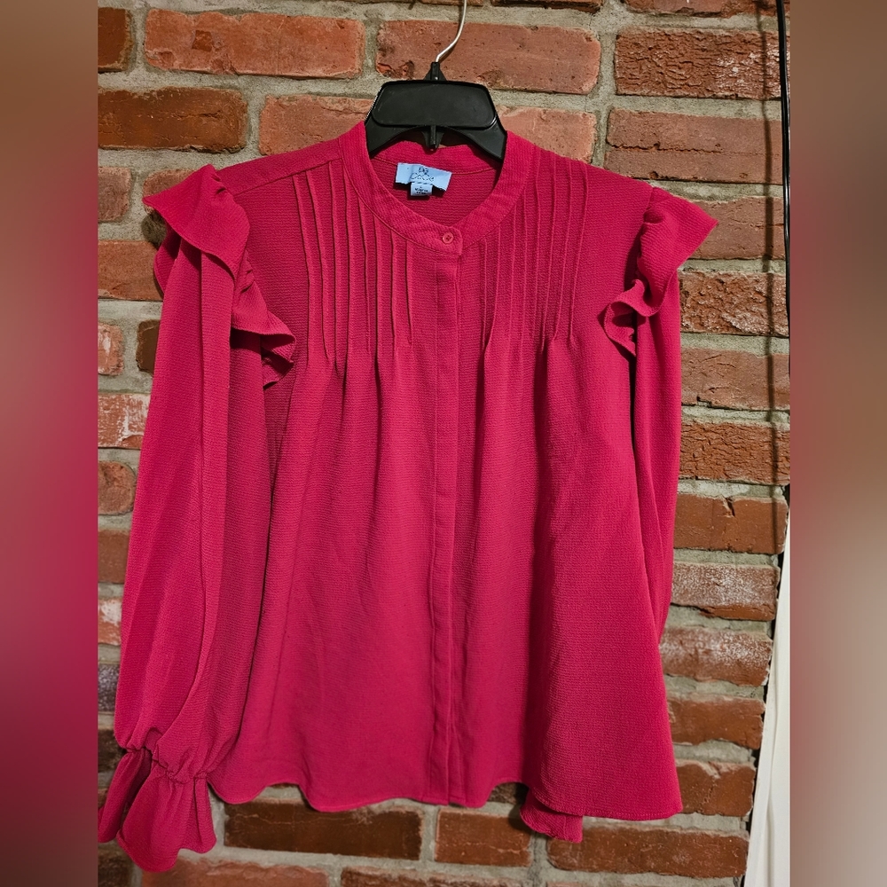 CeCe Brand Pink Ruffle Shoulder Blouse Size L
